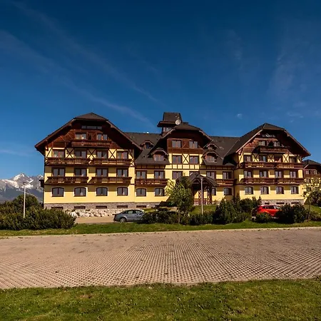 Aparthotel Deluxe Lomnica 4*
