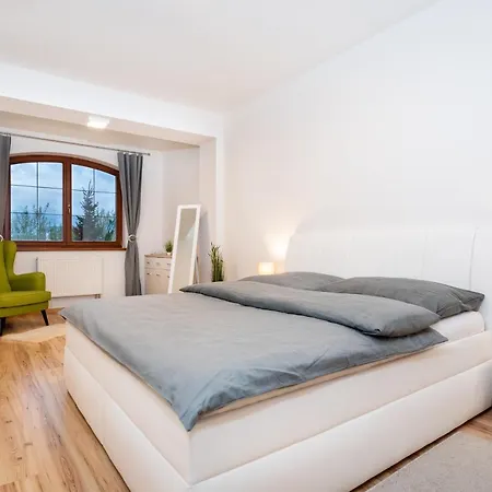 Deluxe Lomnica 4* Kakaslomnic