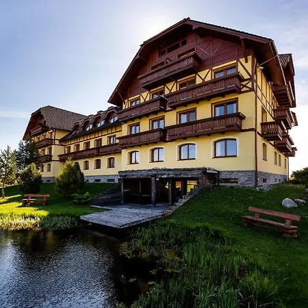 Deluxe Lomnica Aparthotel